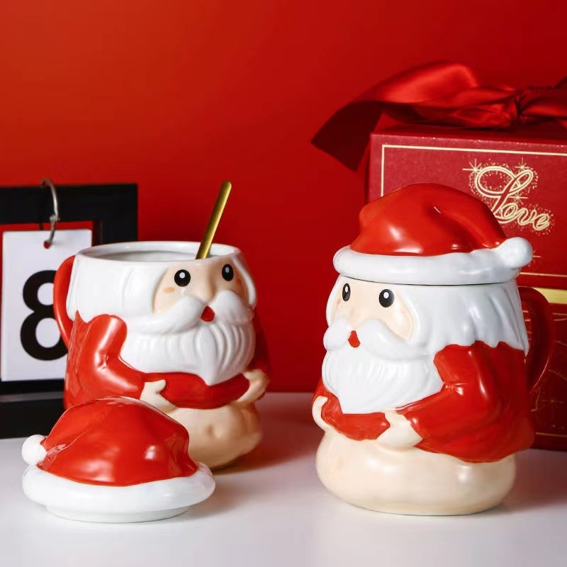 Cană ceramică cu Moș Crăciun, capac - cană de cafea de Crăciun