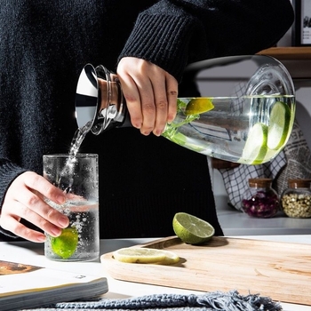 Carafă de apă în stil european, din sticlă borosilicată, cu capac din oțel inoxidabil