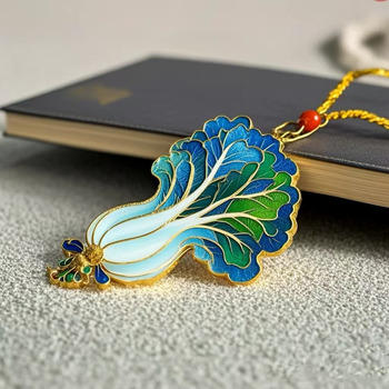 Semn de carte în stil chinezesc, email cloisonné colorat, pandant cu ciucuri