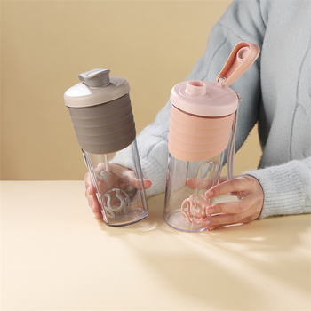 Shaker outdoor de 700 ml, protecție la praf, recipient din plastic pentru milkshake și apă, cu șnur de purtare