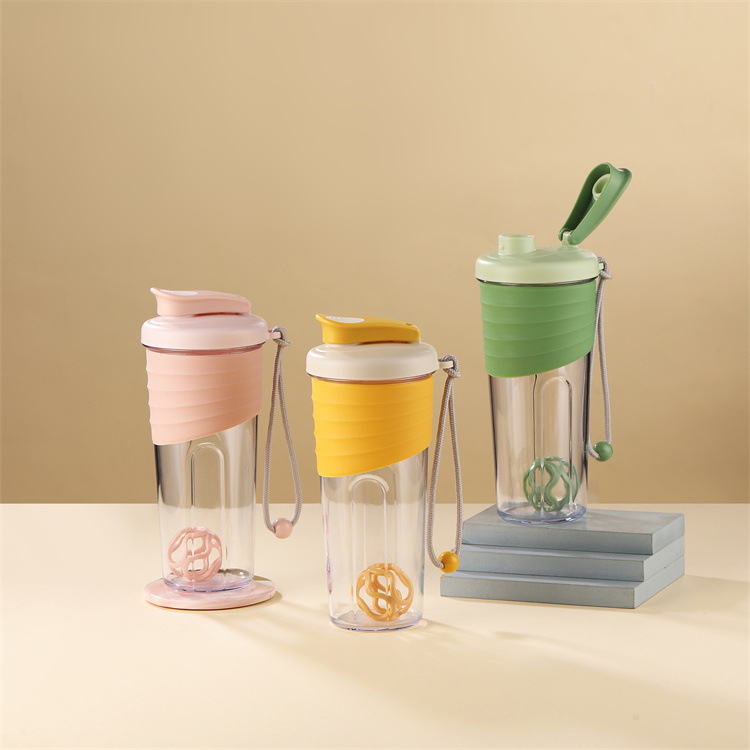 Shaker outdoor de 700 ml, protecție la praf, recipient din plastic pentru milkshake și apă, cu șnur de purtare
