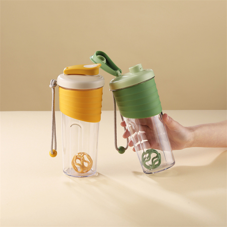 Shaker outdoor de 700 ml, protecție la praf, recipient din plastic pentru milkshake și apă, cu șnur de purtare