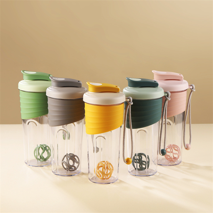 Shaker outdoor de 700 ml, protecție la praf, recipient din plastic pentru milkshake și apă, cu șnur de purtare