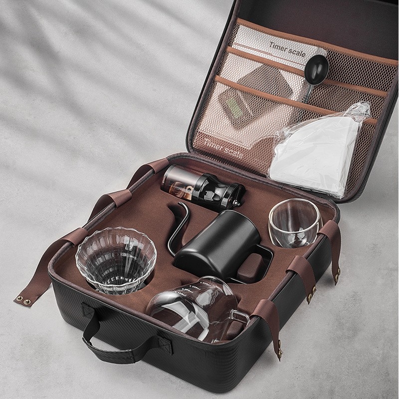 Set V60 pentru uz casnic, cu carafă din sticlă și filtre de hârtie