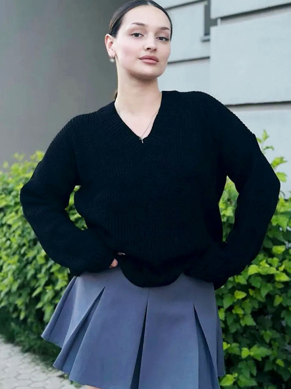 Női oversized V-nyakú kötött pulóver