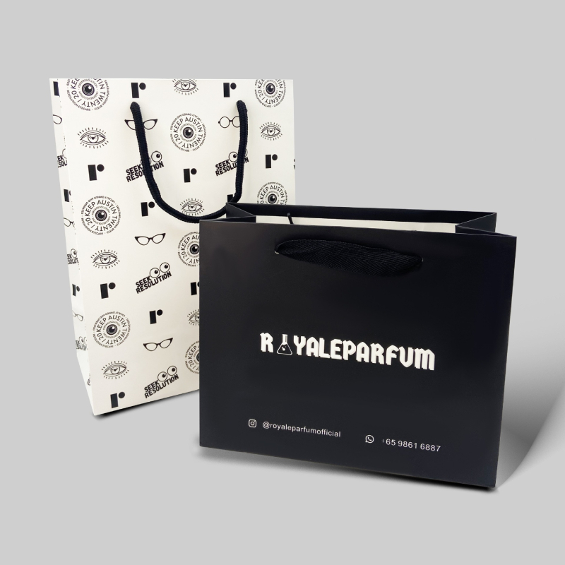 Geantă de hârtie personalizată cu mâner pentru vânzarea cu amănuntul a îmbrăcămintei – pungă de cadouri pentru cumpărături (21x16x8 cm)