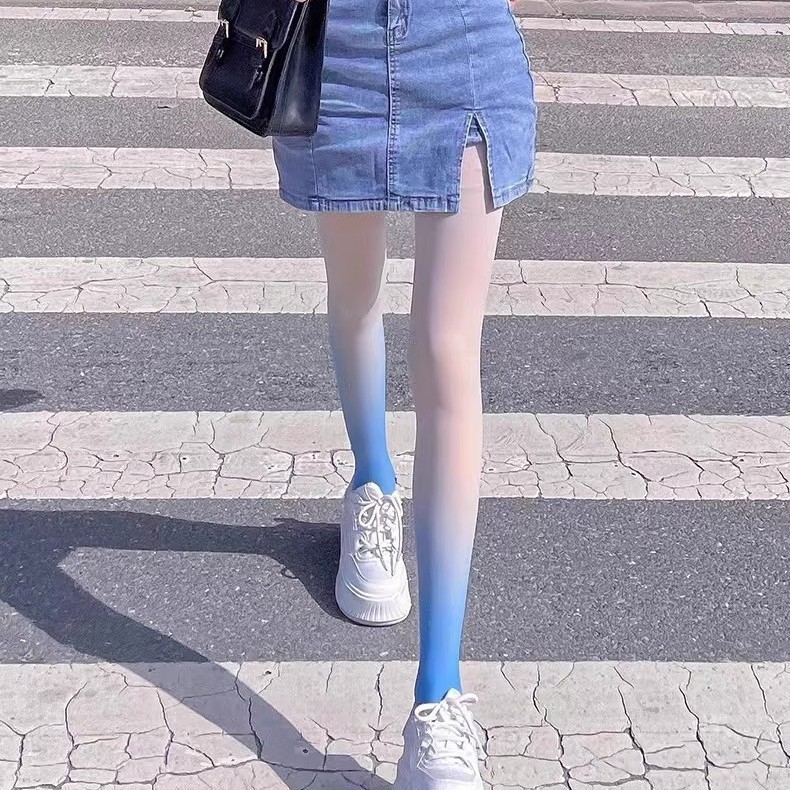 Damske čarape s gradijentom boja, tanke ljetne, bijelo-sive nijanse, sexy crne čarape