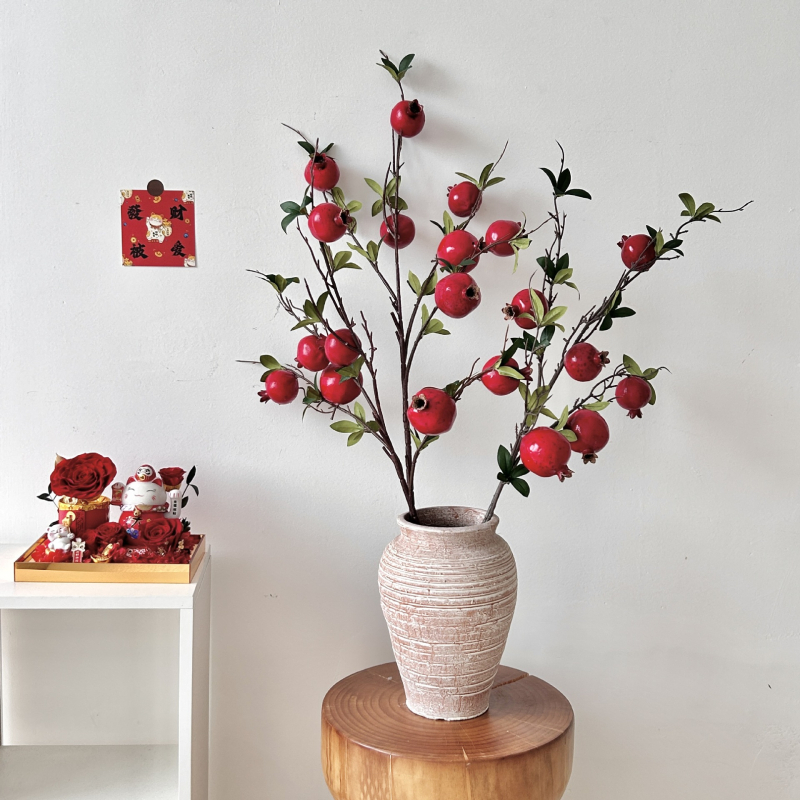 Ramură de rodie artificială cu frunze – decor pentru casă și recuzită de fotografiere