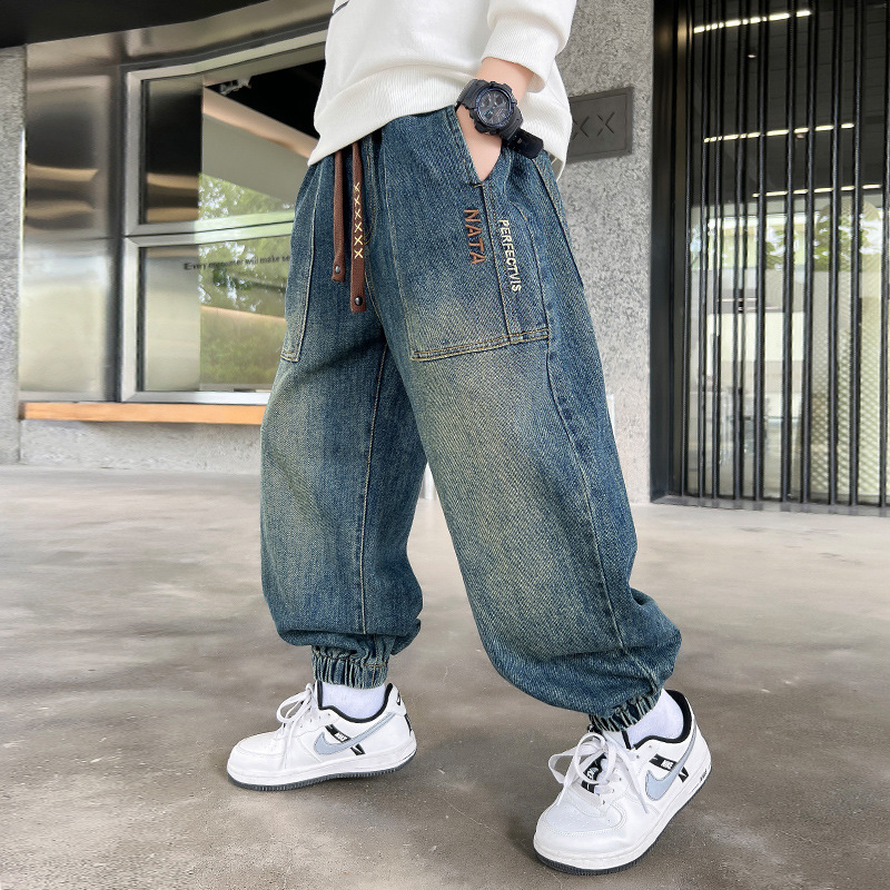 Fiúknak szóló denim jogger nadrág, tavasz-ősz 2026, nagyobb gyermekeknek, magas derekú, sportos hosszú nadrág