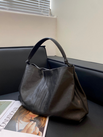 Mekana torbica od kože prvog sloja, crossbody s jednim remenom, velika kapaciteta za putovanja, ženski svakodnevni stil.