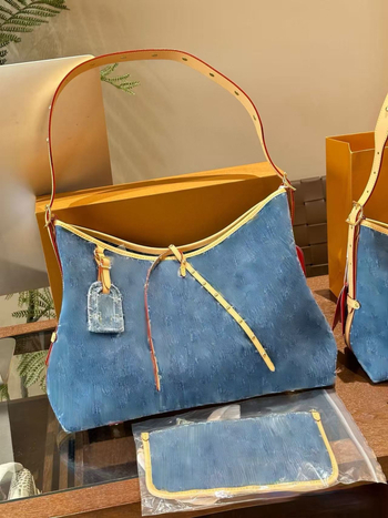 Plava denim crossbody torba za žene, minimalistički dizajn, visoka kvaliteta
