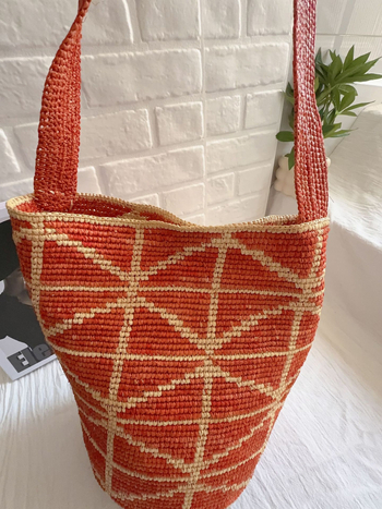Ženska torba od rafije s blok bojama, ručno pletena kanta-torba za putovanja, za more i plažu, crossbody torba