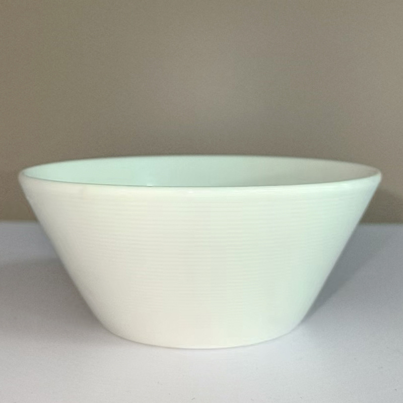 Bol din porțelan cu oase, alb pur, destinat servirii în hoteluri, design minimalist, bol de supă cu opțiune imprimare logo, diametru 10–11 cm, compatibil cu cuptorul cu microunde.