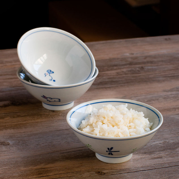 Vas de orez din porțelan, stil japonez, cu motiv iepuraș, diametru 12–12,9 cm, albastru și alb, design caricatură