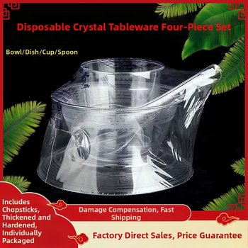 Jednorázový krištáľový jedálenský servis, štvordielny set: priehľadné hrubšie plastové poháre, taniere a lyžice, ekologicky šetrný