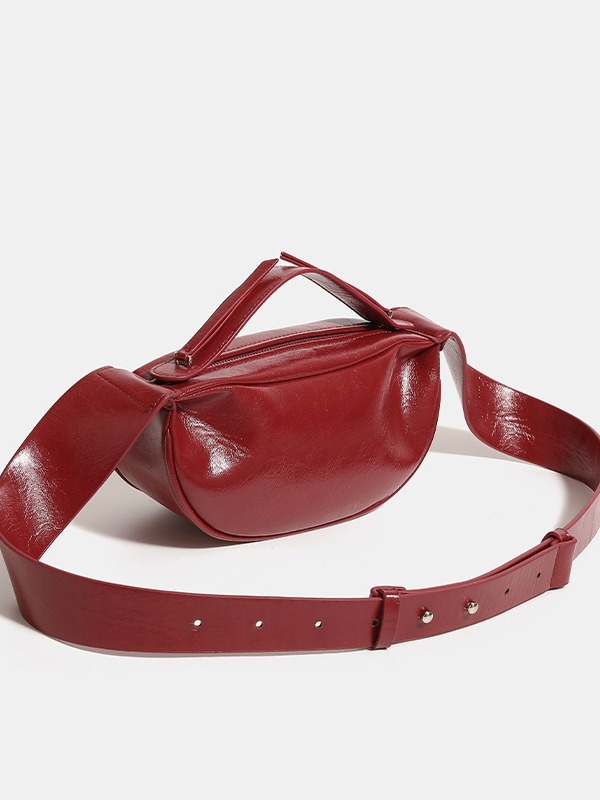 Crvena vintage dumpling mini torbica za ramenu, za žene, crossbody, stil Saddle bag