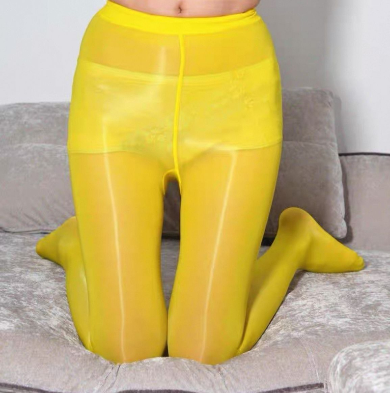 Seksi crni bodystocking s open-crotch, tanak najlon, s nogama