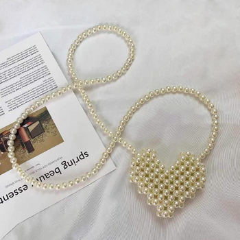 Ručnoručno izrađena torbica u obliku srca s perlama, mini crossbody novčanik, pletena i svježa