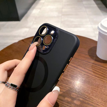 Husă din silicon lichid cu magneți pentru încărcare wireless pentru iPhone Pro Max modele 12–17