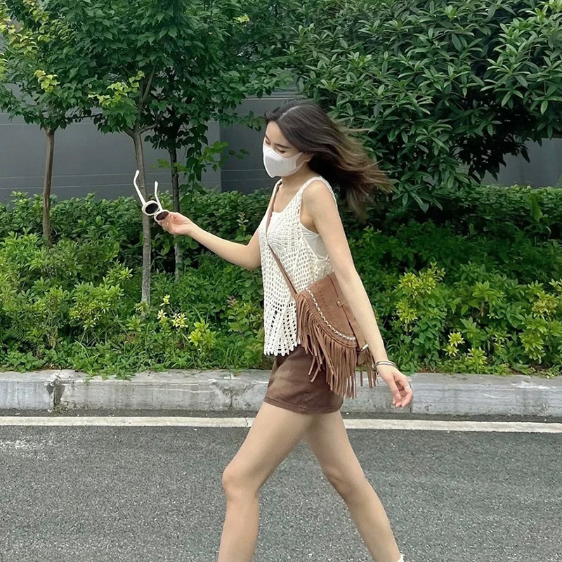 Ženska velúr torbica s resicama, crossbody, retro boemski etnički stil
