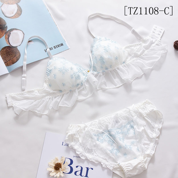 Ženski set donjeg rublja u japanskom stilu, bez žice, trokutasti košarice, izvezeni Ice Silk grudnjak u kompletu, školski stil, prirodan izgled