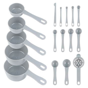 Set din plastic cu pahare și linguri de măsurat, cu marcaje, 17 piese, include separator de albuș