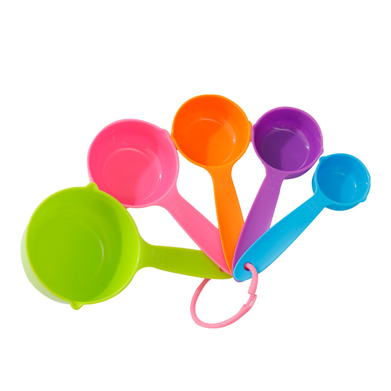 Set din plastic PP cu linguri și căni de măsurare pentru coacere, pentru cafea, făină și condimente; 5 sau 10 piese.