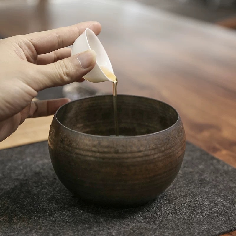 Vas mic de apă, lucrat manual, cu glazură de fier pentru matcha, stil japonez cu glazură aurie, accesorii pentru ceai Kung Fu