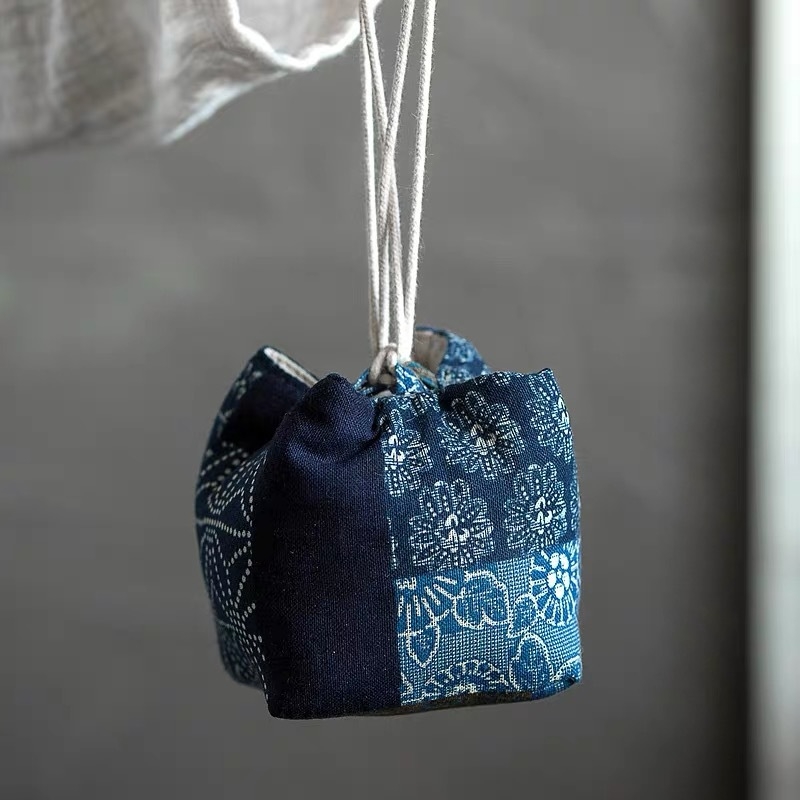 Set de accesorii pentru ceremonia ceaiului, cu husă textile pentru depozitarea ceștilor și ceainicelor, portabil pentru călătorii