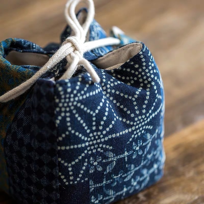 Set de accesorii pentru ceremonia ceaiului, cu husă textile pentru depozitarea ceștilor și ceainicelor, portabil pentru călătorii