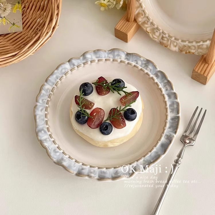 Farfurie franțuzească retro pentru cină, porțelan cu margine dantelată, pentru gustări, prăjituri și deserturi.