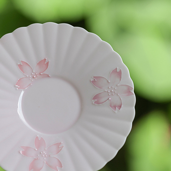 Mi Yan Suport pentru ceainic din porțelan alb, lucrat manual, cu motiv de petale de crizantemă, flori de cireș pictate manual sub glazură, farfurie de picurare — accesorii pentru ceremonia ceaiului în casă
