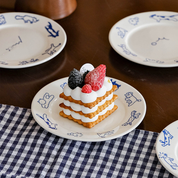 Farfurie ceramică cu motiv os, design desen animat, pentru uz casnic; potrivită pentru pisici și câini; rotundă, diametru 15–16 cm; farfurie pentru gustări și desert.