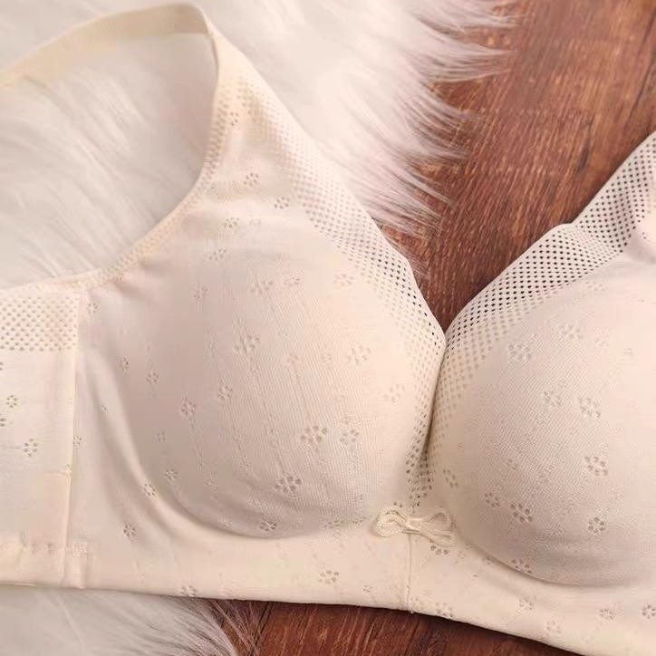 Izuzetno mekan grudnjak od japanske svile za žene — skupljanje bočnih grudi, bez underwire, anti-sag podrška, udoban pun košarica dizajn