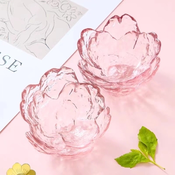 Japán stílusú üvegtál rózsaszín aranyszegéllyel, sakura virág mintával, kis tál mártásokhoz