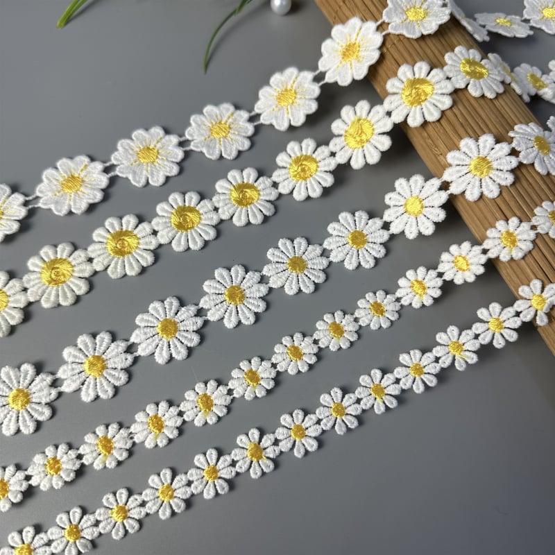 Dantelă din mătase de lapte, solubilă în apă, cu margarete mici, pentru decorațiuni DIY — margarete florale pentru hainele copiilor, lenjerie, pantofi, pălării și genți