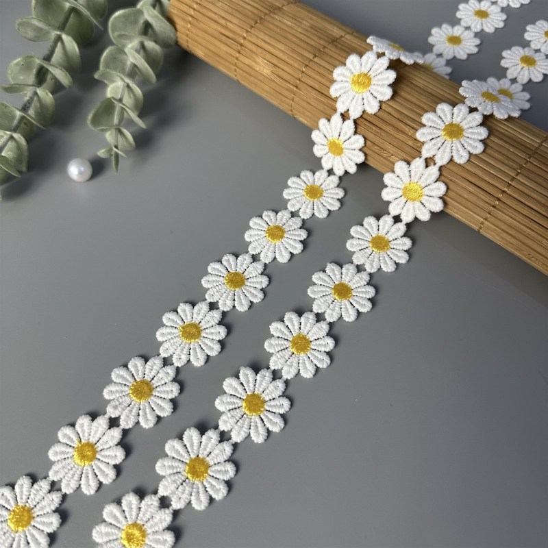 Dantelă din mătase de lapte, solubilă în apă, cu margarete mici, pentru decorațiuni DIY — margarete florale pentru hainele copiilor, lenjerie, pantofi, pălării și genți