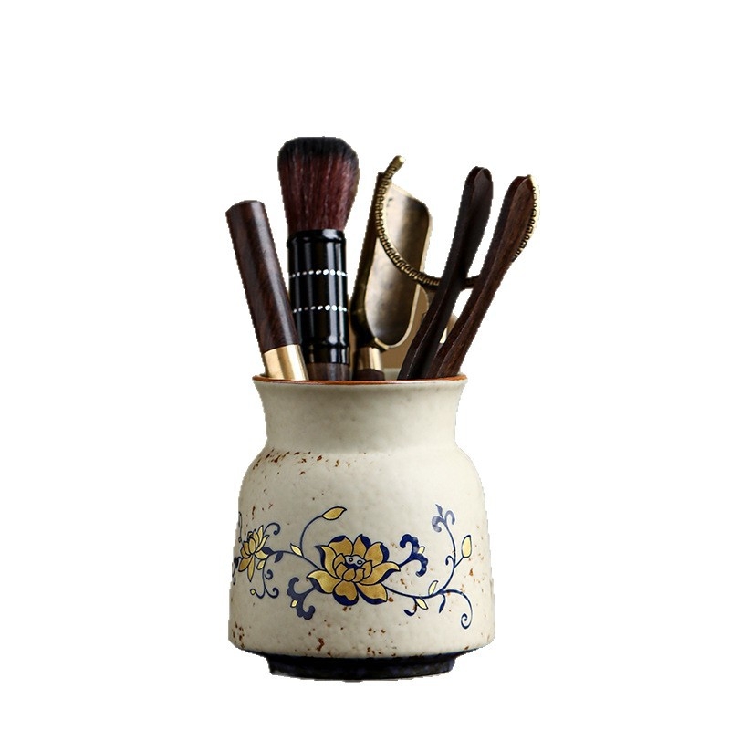 Set ceramic de ceai din porțelan albastru-bleu pentru ceremonia ceaiului, cu șase accesorii: clips pentru ceai, perie pentru ceainic, linguriță de ceai, suport pentru ceașcă, ac de ceai și cutie pentru ceai.