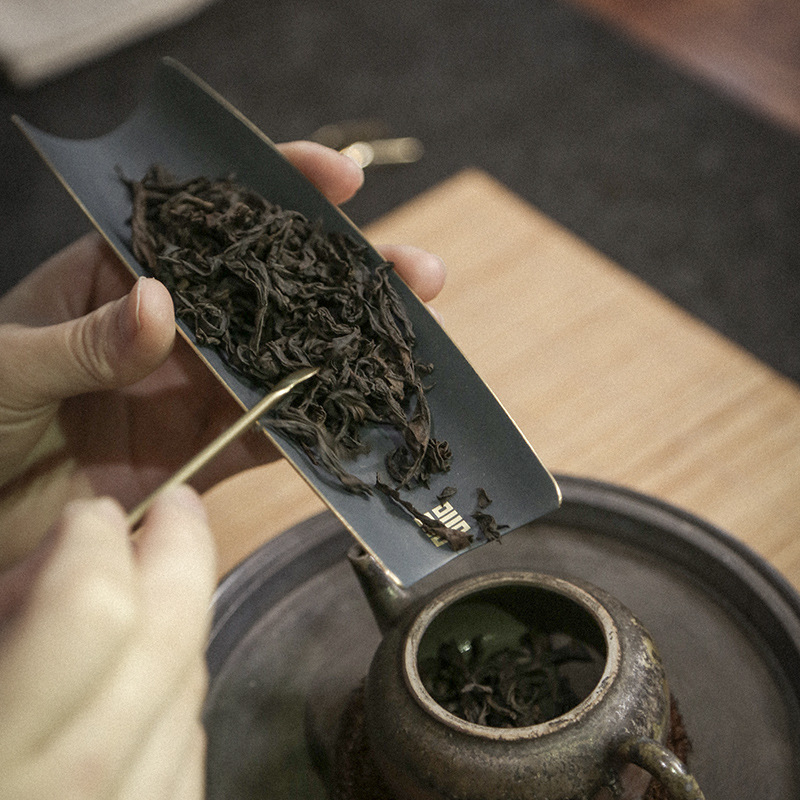 Copper Wood Incense: Lingură de ceai și clips pentru ceai, set de trei piese Kung Fu pentru ceremonia japoneză a ceaiului, finisaj lacuit din cupru și alamă