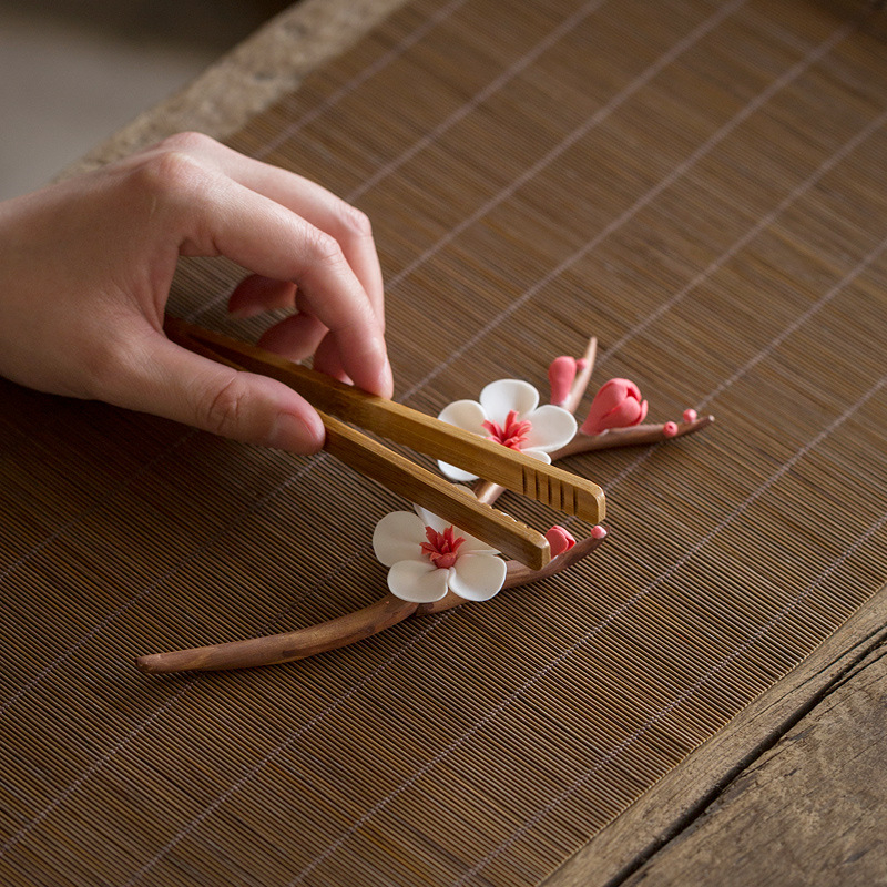 Tea pet ceramic, făcut manual, cu ramură de floare de prune, accesoriu pentru ceremonia ceaiului, clips pentru ceai