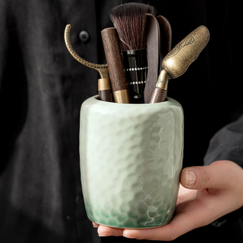 Set de ceai Gongfu din ceramică neagră cu ustensile din lemn – șase piese