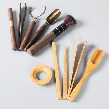 Set de ceai din bambus cu unelte din aliaj de abanos: clește pentru ceai, ac pentru ceai, cuțit pentru ceai și lingură pentru ceai — elegant, portabil, minimalist