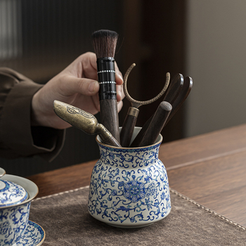 Set ceramic pentru ceremonia ceaiului cu lotus și cei Șase Domni: suport pentru stilou, ceainic, stilou de ceai, linguriță de ceai, clips pentru ceai, cuțit de ceai, tavă pentru ceai