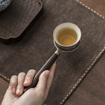 Set ceramic pentru ceremonia ceaiului cu lotus și cei Șase Domni: suport pentru stilou, ceainic, stilou de ceai, linguriță de ceai, clips pentru ceai, cuțit de ceai, tavă pentru ceai