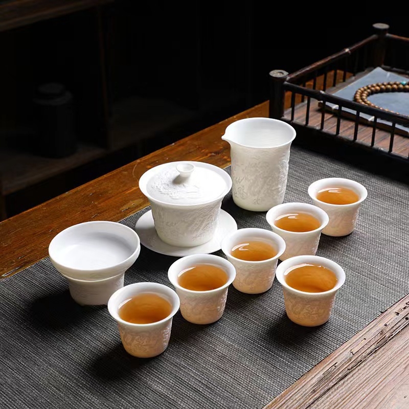 Set de ceai Gongfu din ceramică – portabil, multifuncțional pentru călătorii și birou, în cutie cadou