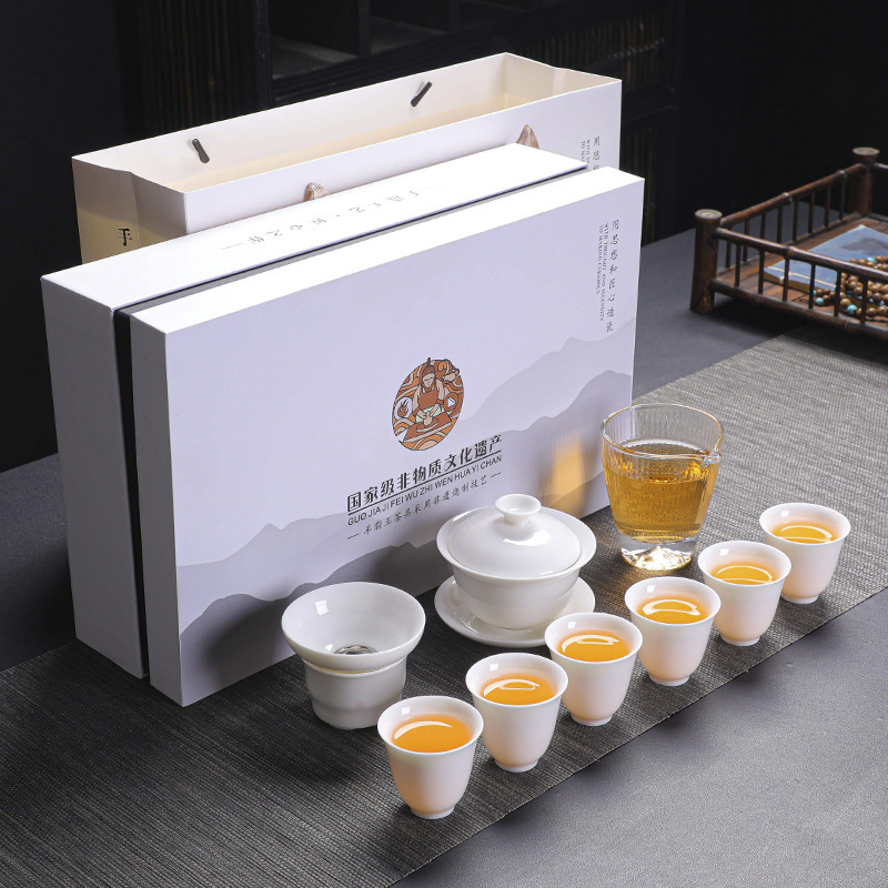 Set Gongfu de ceai din porțelan alb, cu gaiwan și cănile de apă, set complet în cutie cadou