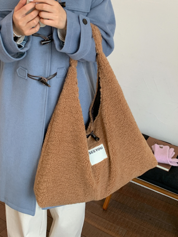 Ženska tote torba u korejskom stilu od platna, velika kapaciteta, slova u kontrastnim bojama, preko ramena ili crossbody