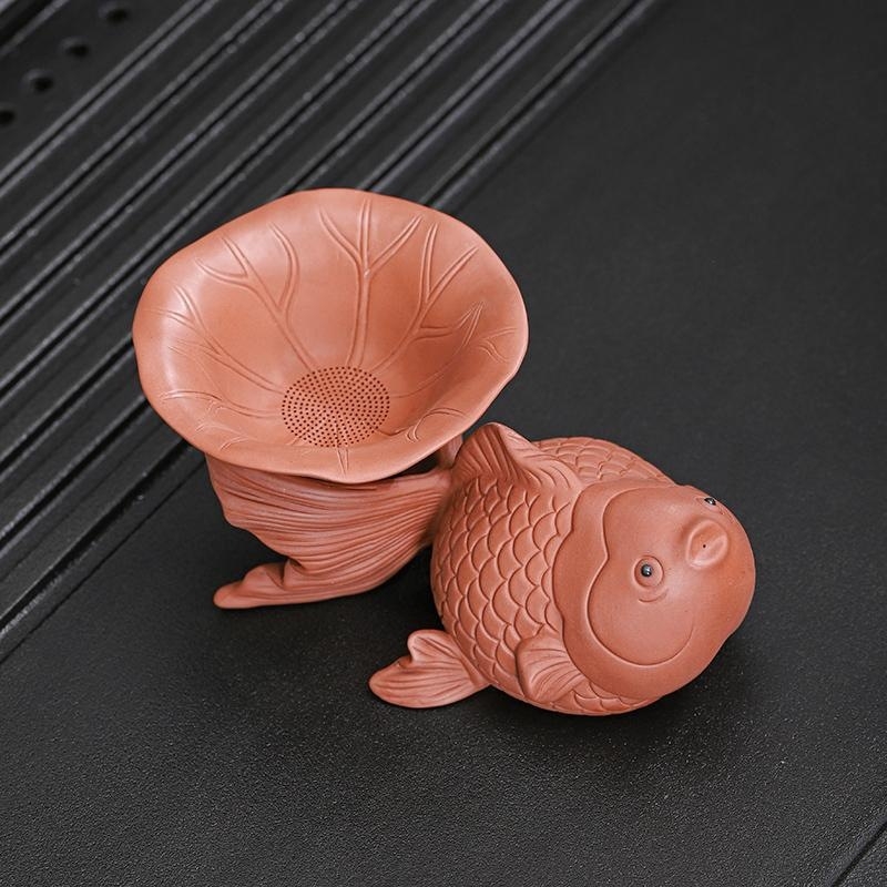 Filtru de ceai din argilă purpurie cu koi, filtru integrat pentru setul de ceai Kung Fu și ornament decorativ pentru ceai