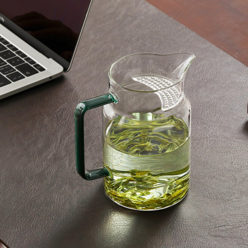 Filtru de ceai în formă de semilună, cu ceașcă integrată pentru infuzare, sticlă borosilat rezistentă la căldură, separator îngroșat pentru ceai verde