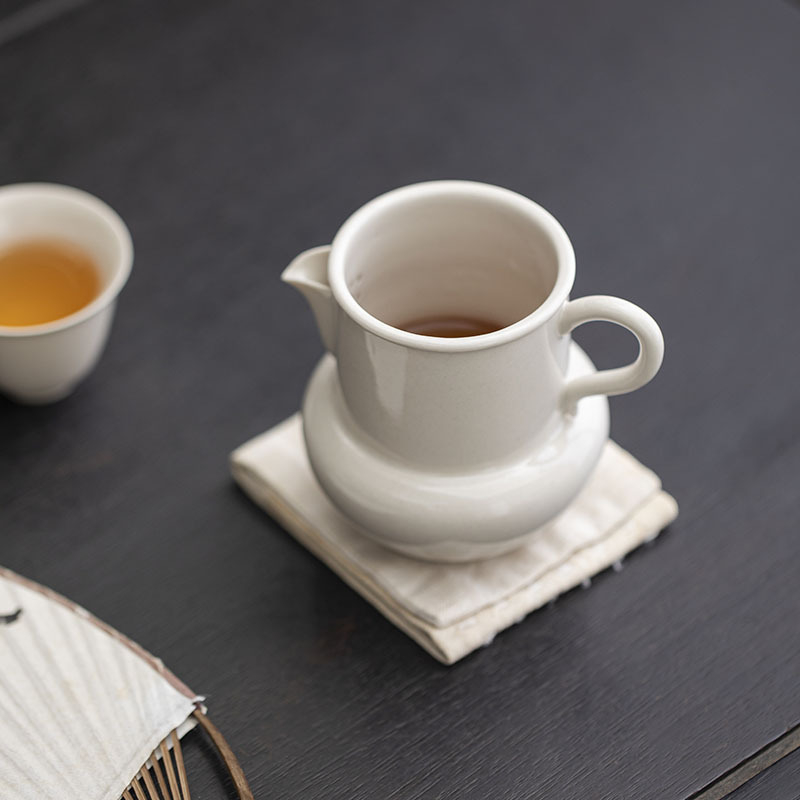 Set ceramic Kung Fu pentru ceai cu ceașcă Gongdao cu mâner, tavă de ceai și stil Song